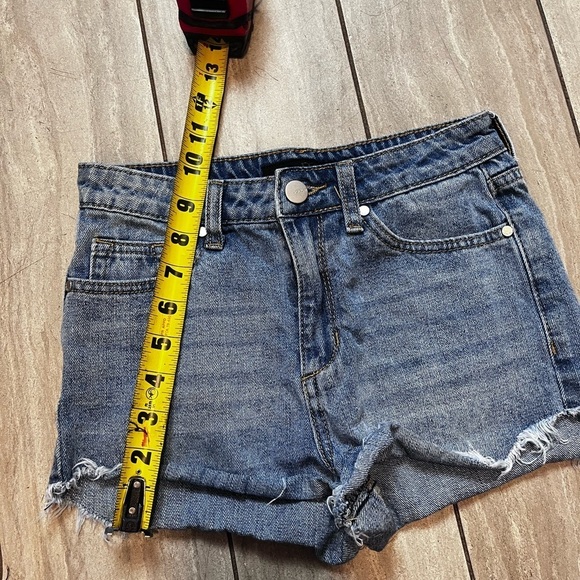 Joes Jeans Girls Cut Off Shorts Size 14 - Picture 3 of 6